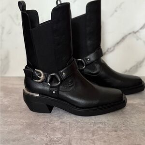 Circus by Sam Edelman Wesley Western Boot